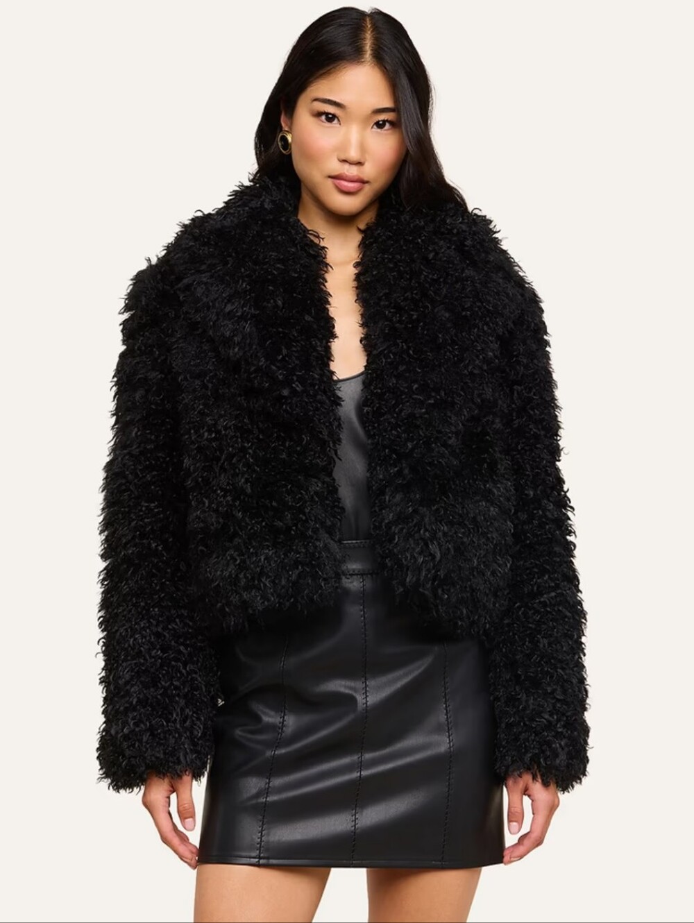 L'Agence Aura Cropped Faux Fur Jacket Size 0 Black Collar Soft Relaxed Fit